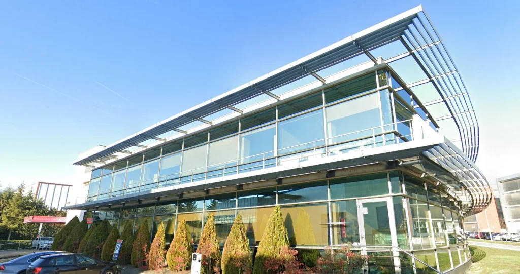 el exterior de nuestra sede